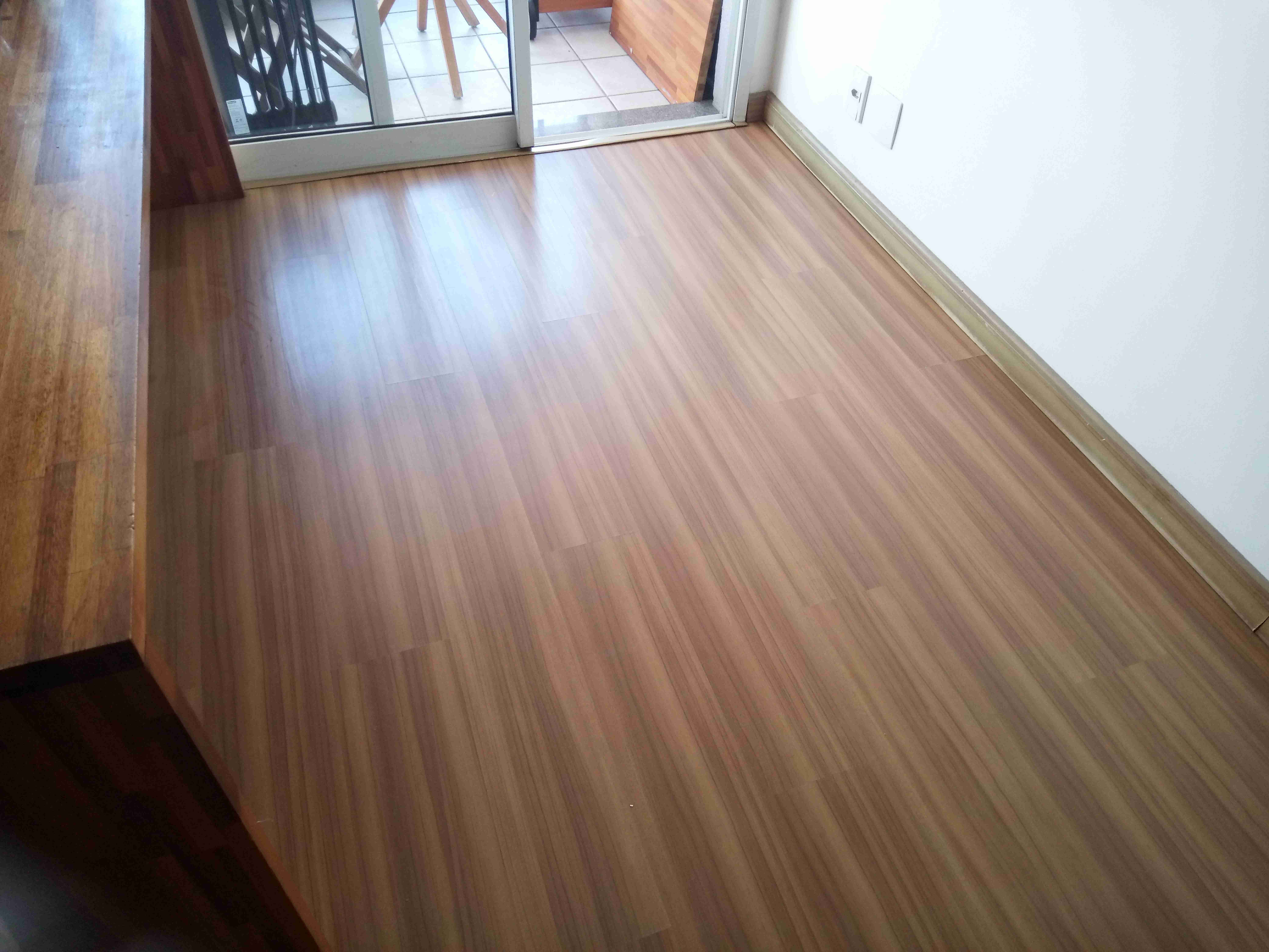 Limpeza de Piso Laminado Imagem