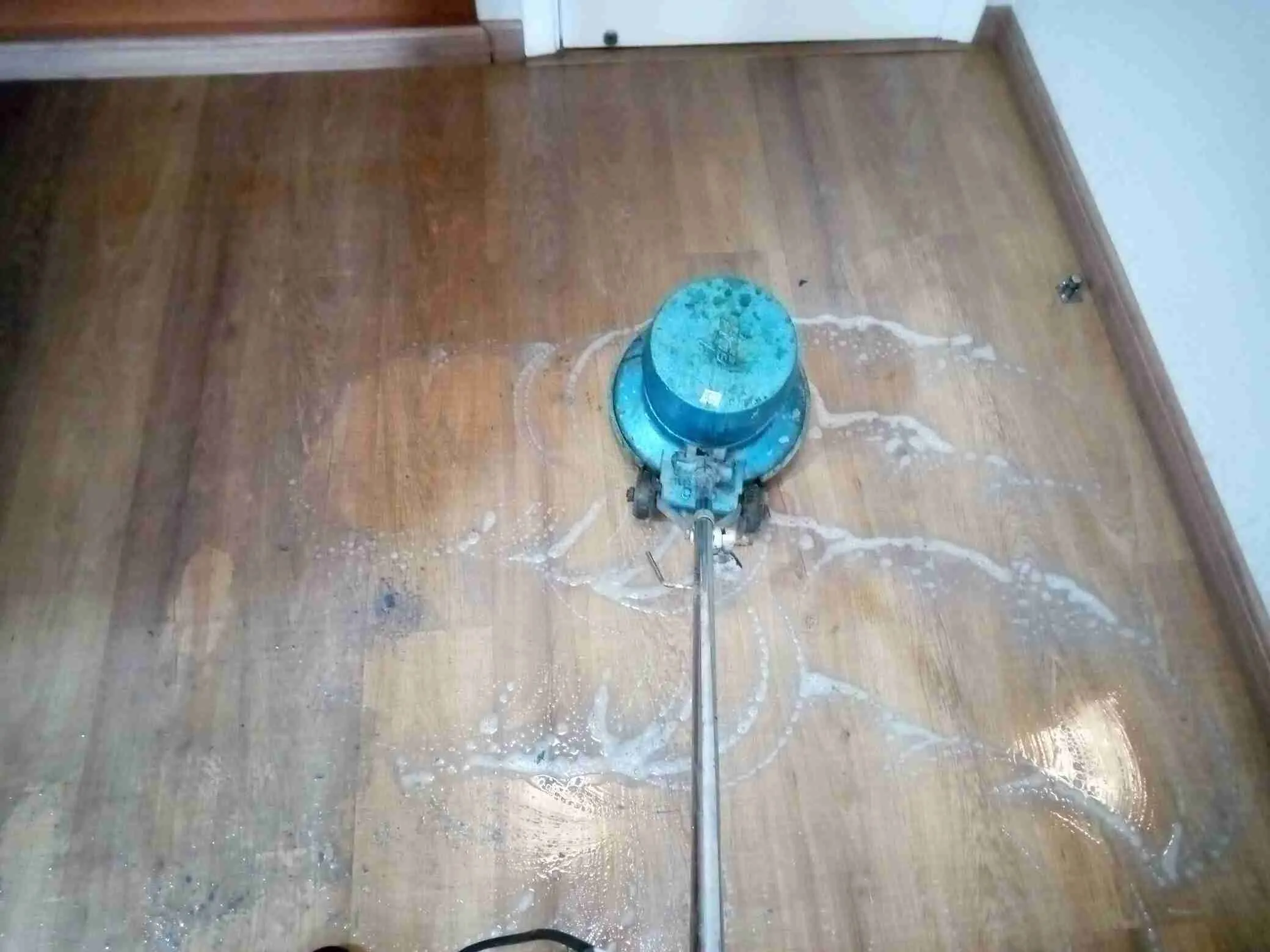 Remoção de Cera em Piso Butantã